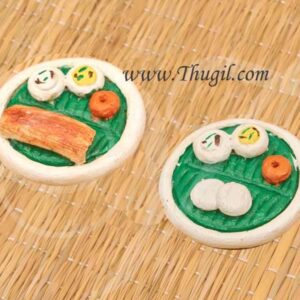 Fridge magnet Food on Banana leaf Idli Indian TamilNadu Andhra Karnataka Kerala Style