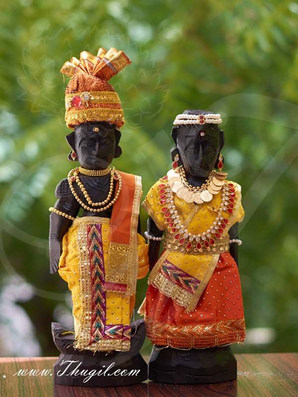 Beautiful Decoration Married Marapachi dolls bommai